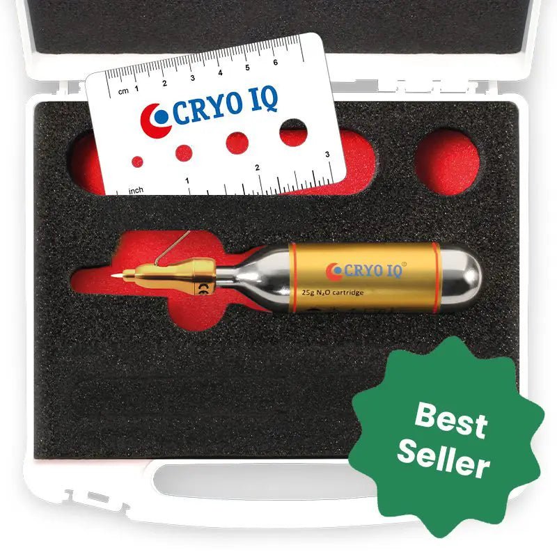 cryoiq_derm_plus_cryotherapy_kit_cryoiq_derm_plus_cryotherapy_device_liquid_1mm_internalbox_withbs.jpg