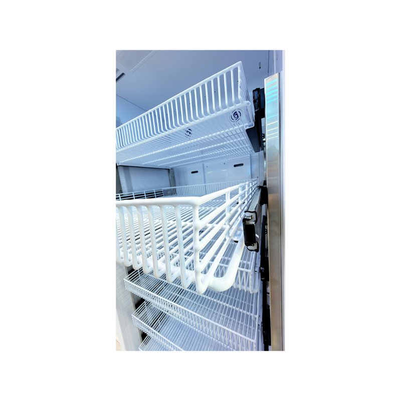 vacc_safe_premium_refrigerator_vs606pd_close_up.jpg